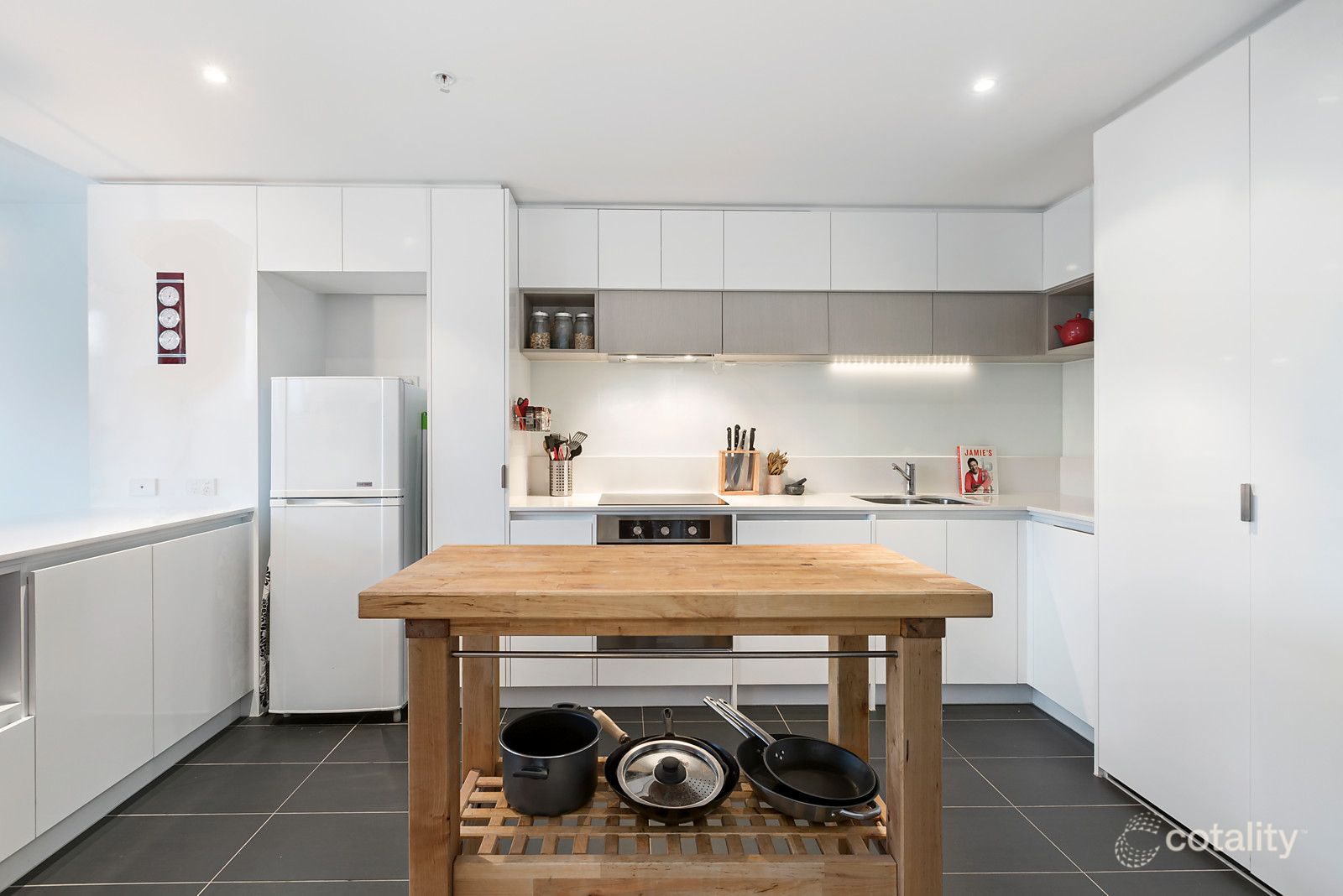 521/311 Burwood Rd, Hawthorn, VIC 3122
