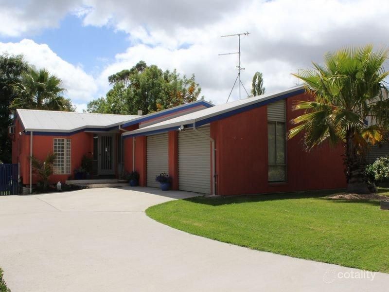 17 Clarke St, Wolumla, NSW 2550