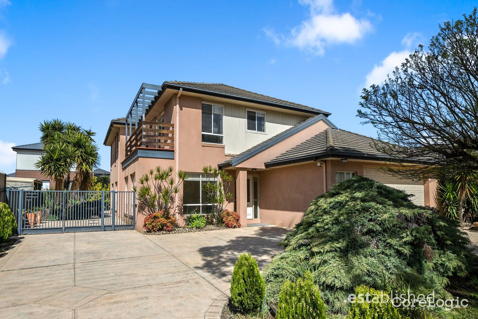 32 South Shore Ave, Point Cook, VIC 3030