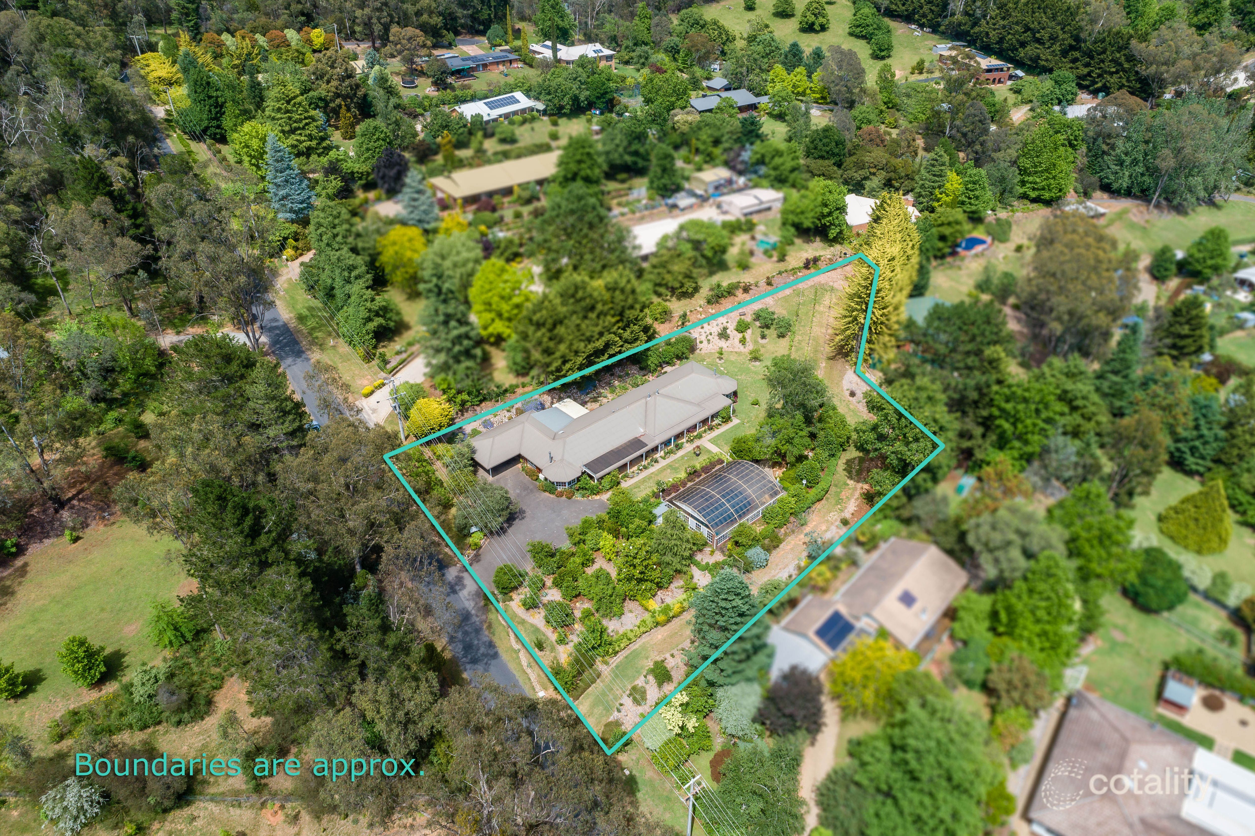 5 Iarias Lane, Bright, VIC 3741