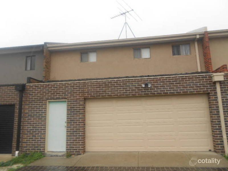 24 Brookvale Ct, Roxburgh Park, VIC 3064