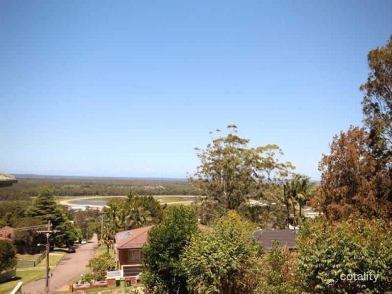 8 Page Cl, Wyong, NSW 2259