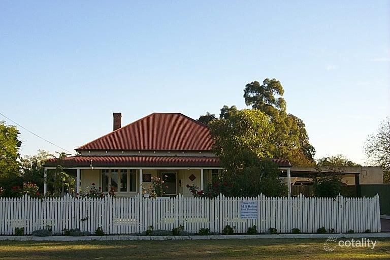 127 Queens Rd, South Guildford, WA 6055