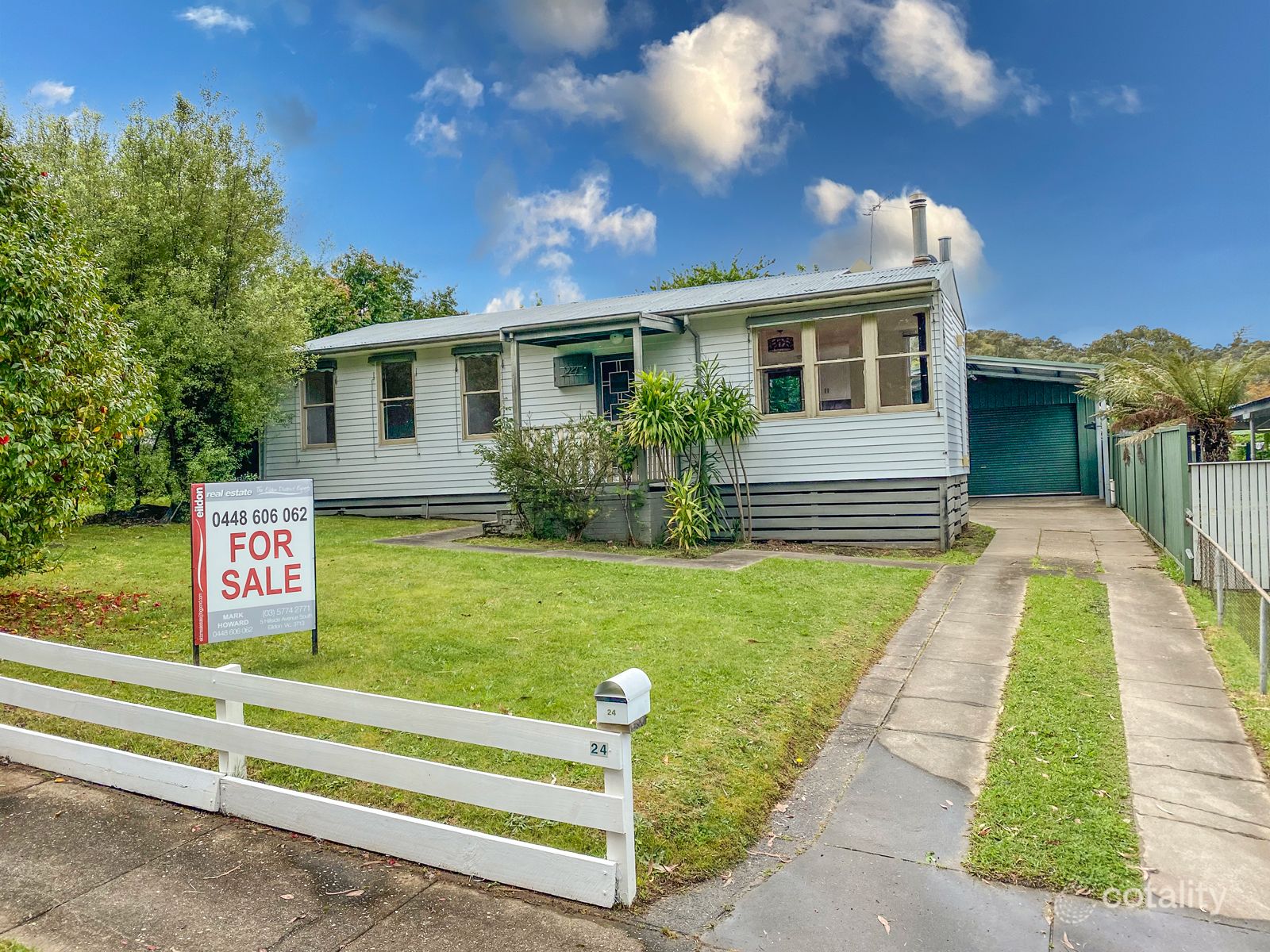 24 Fourth St, Eildon, VIC 3713