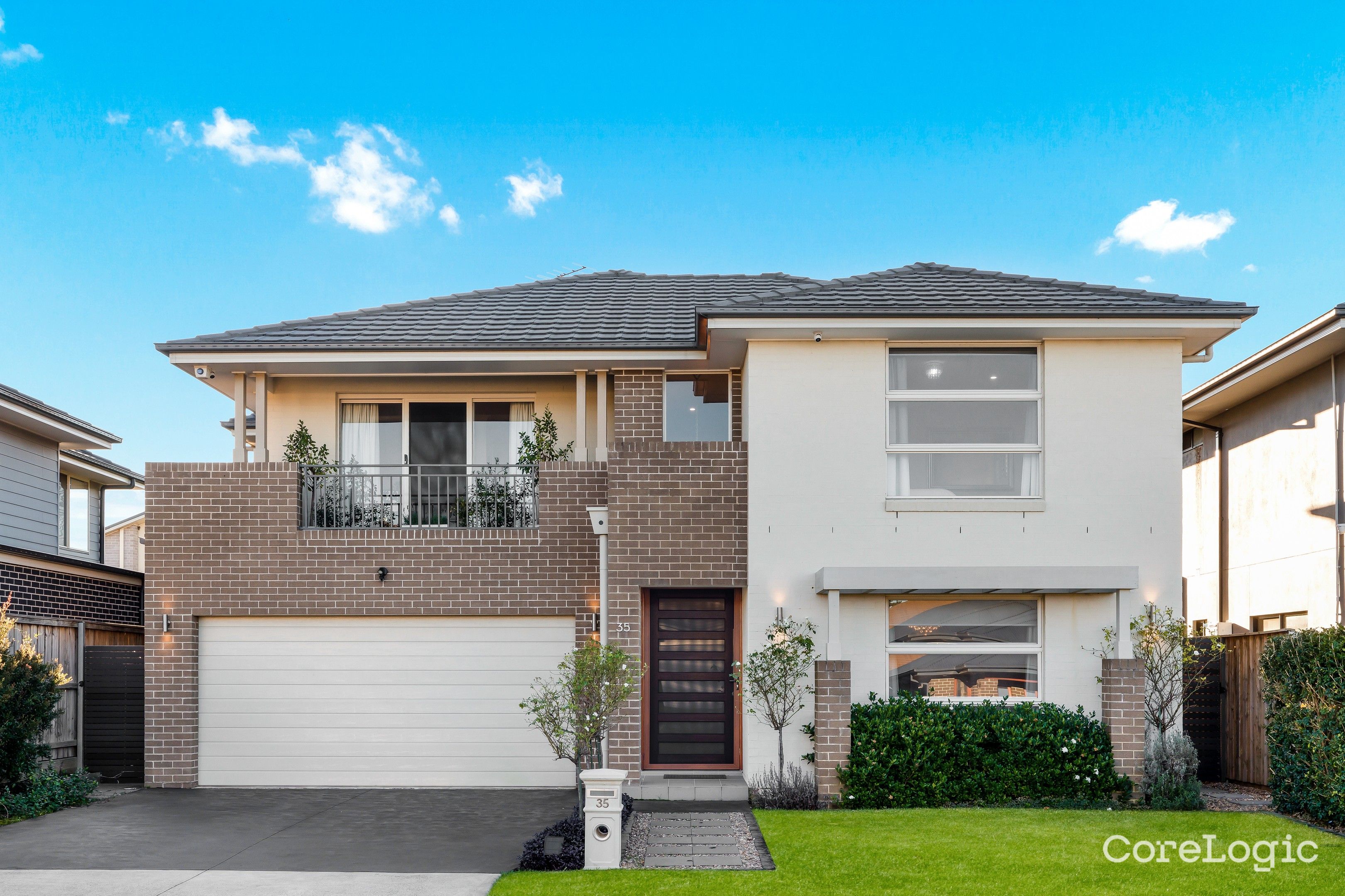35 Macksville St, Carnes Hill, NSW 2171