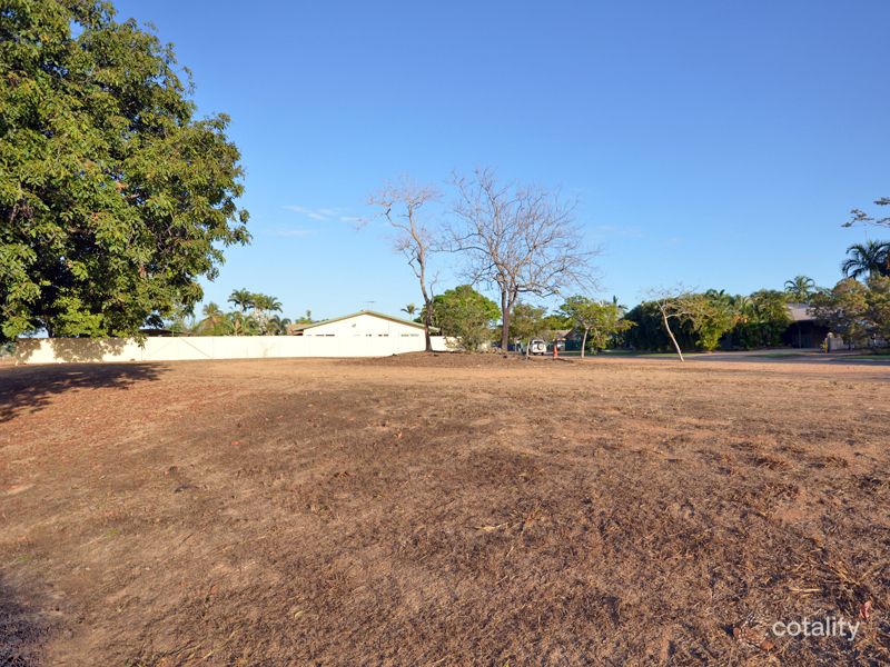 1a Pandanus Pde, Nanum, QLD 4874