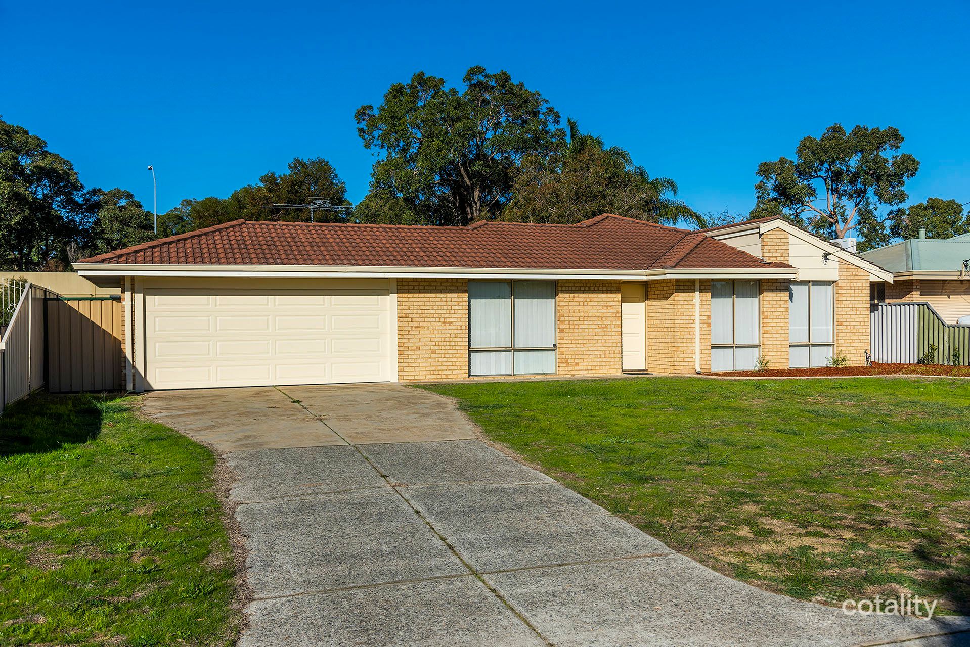 29 Kookaburra Cres, High Wycombe, WA 6057