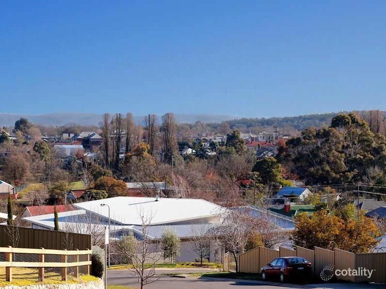 22 Shehan Dr, Beechworth, VIC 3747