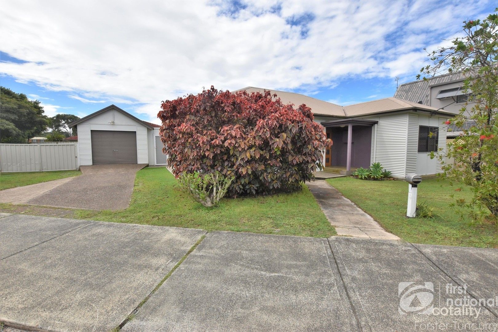61 Manning St, Tuncurry, NSW 2428