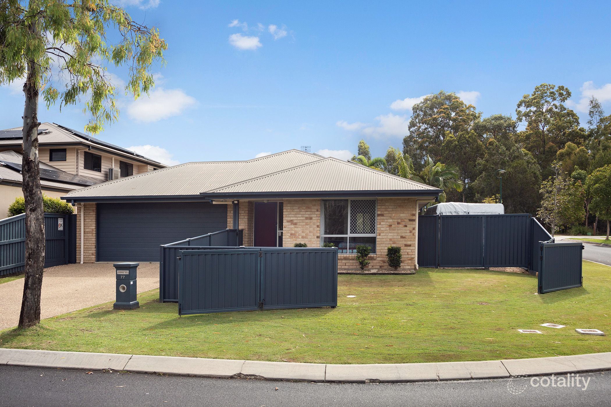 77 High Park Cres, Little Mountain, QLD 4551
