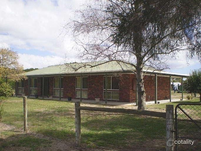 189 Pearcedale Rd, Cranbourne South, VIC 3977