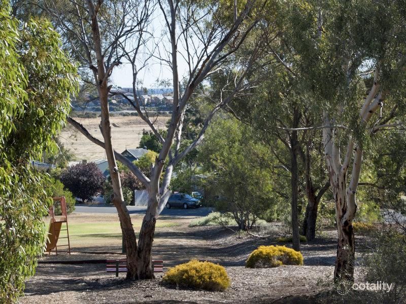 48 Riverview Dr, Port Noarlunga, SA 5167