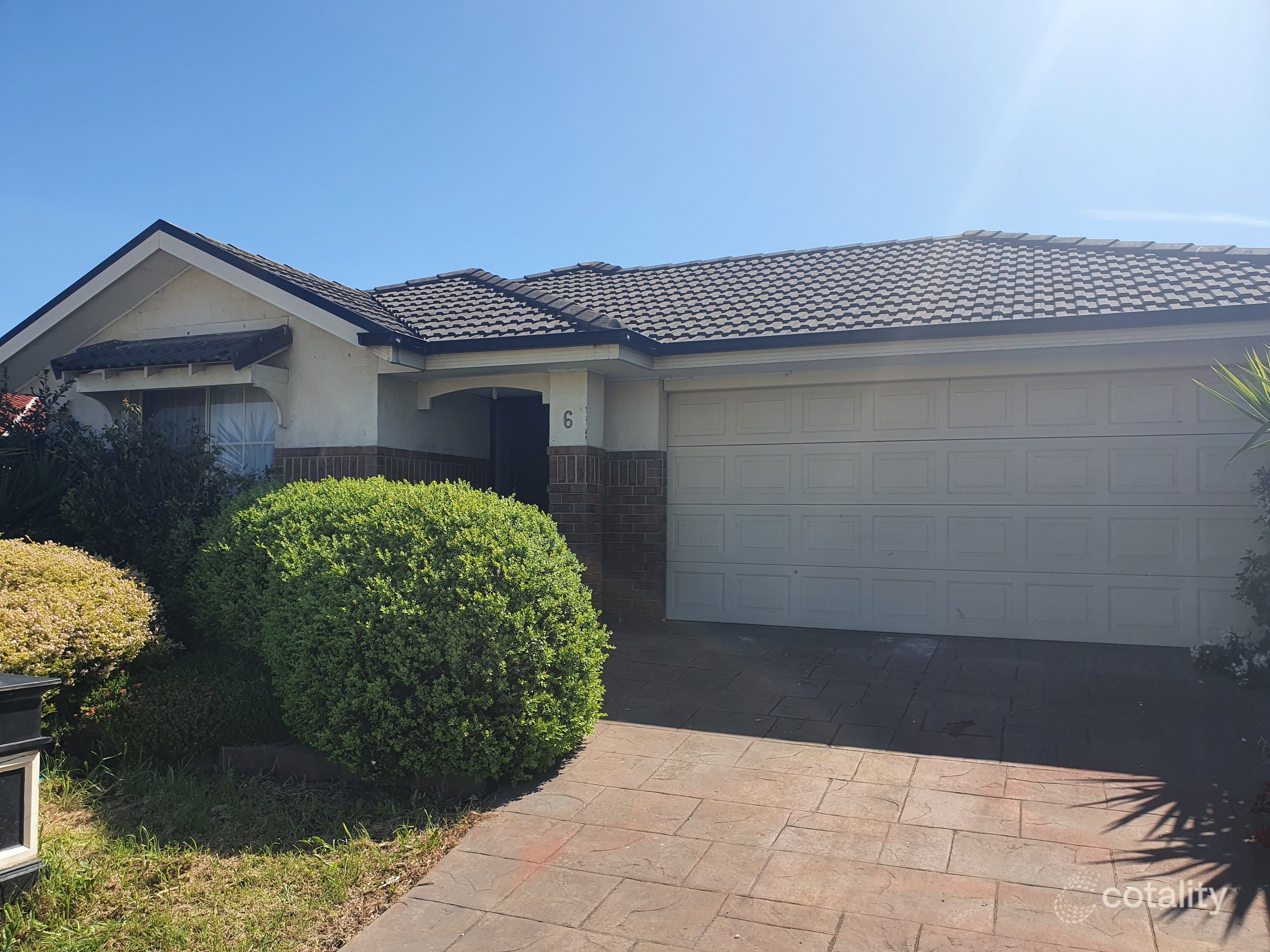 6 Waterford Ave, Craigieburn, VIC 3064