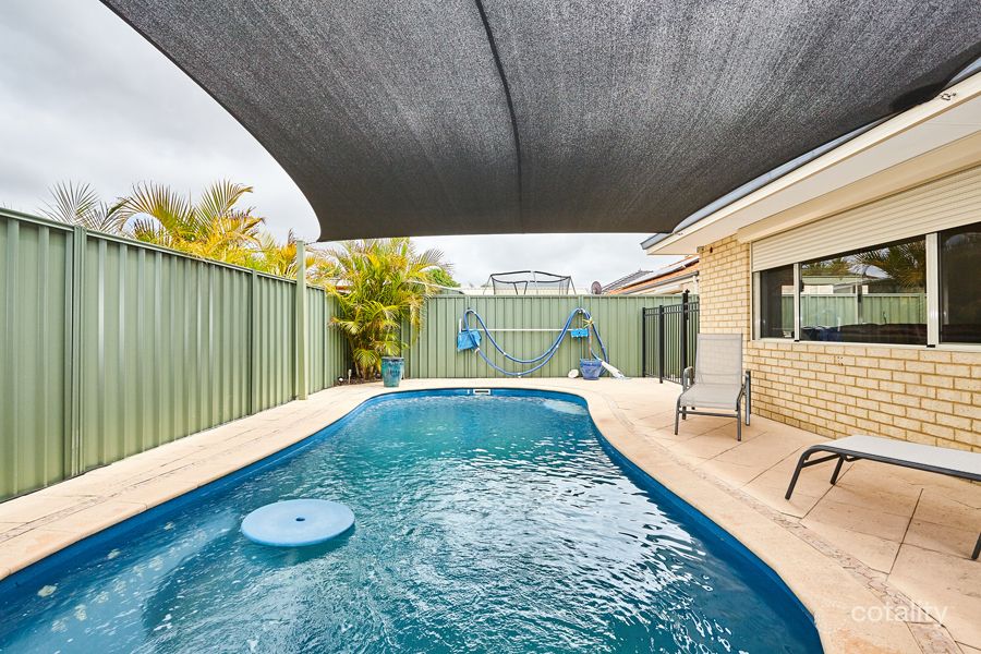 12 Bendee Dr, Atwell, WA 6164