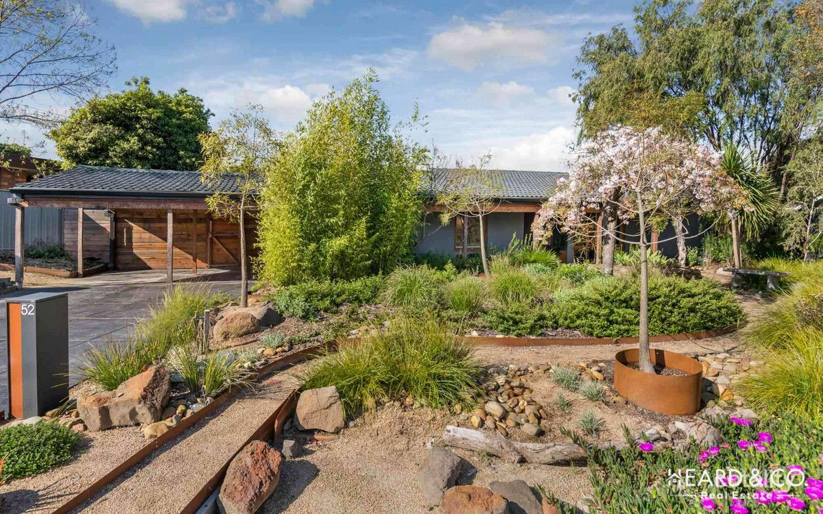 52 Mill St, Strathdale, VIC 3550