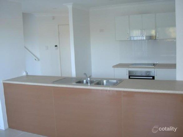 3/11 Portia St, Kingston, QLD 4114