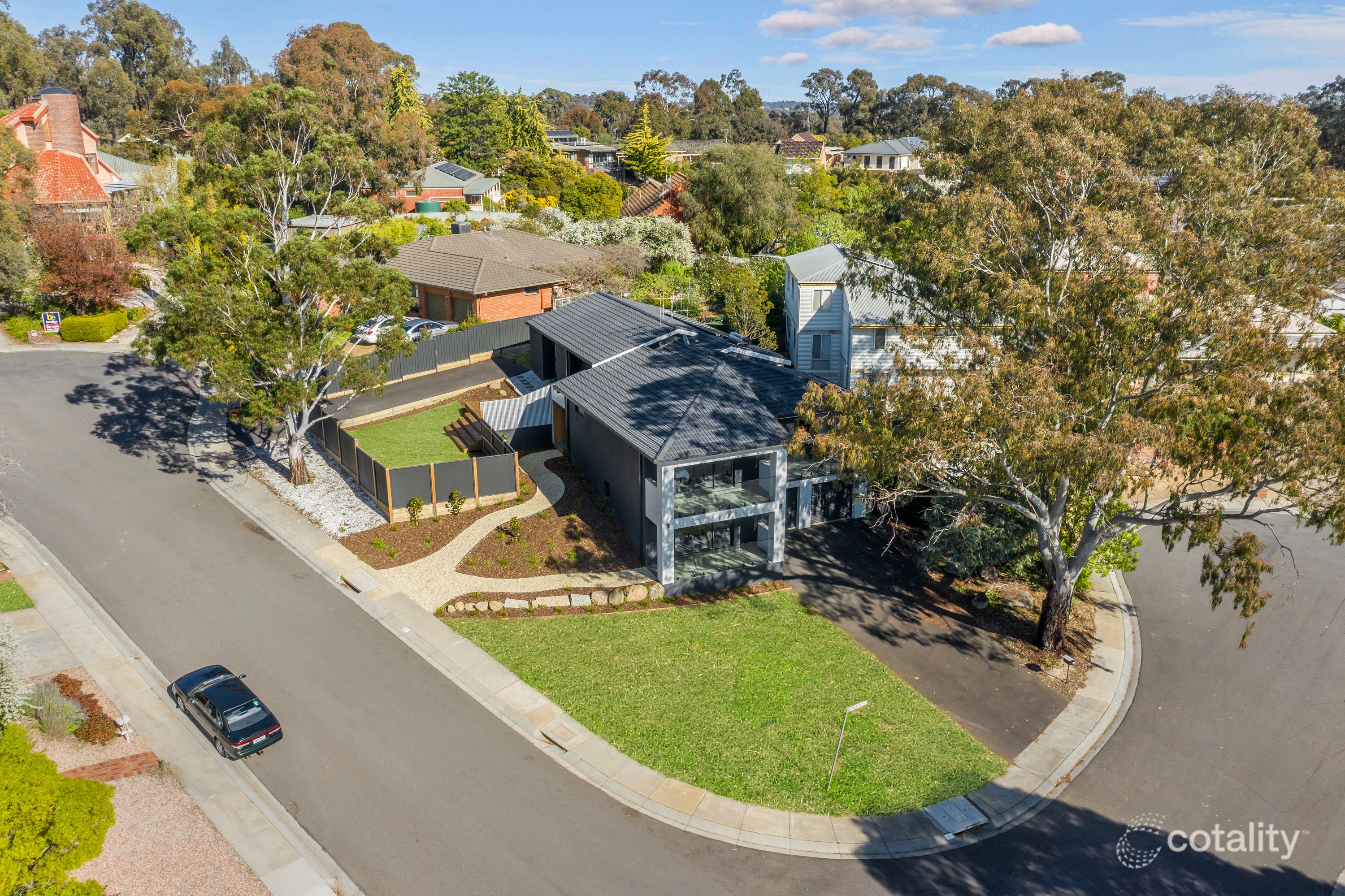 1 Sherpa Ct, Strathdale, VIC 3550