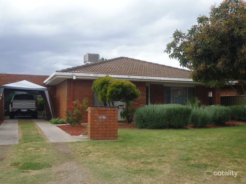 27 Boorin St, Cobram, VIC 3644