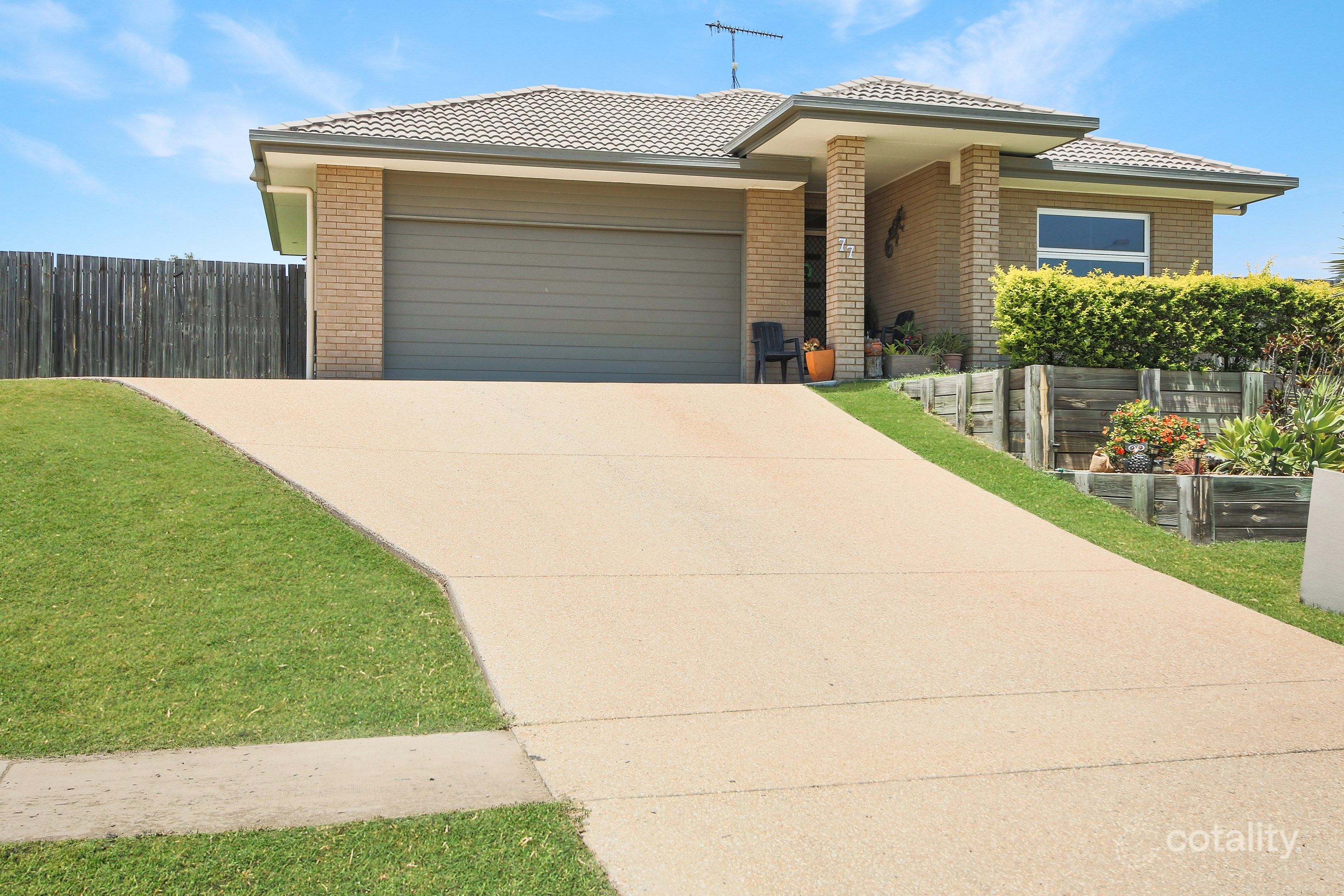 77 Utah Dr, Moranbah, QLD 4744