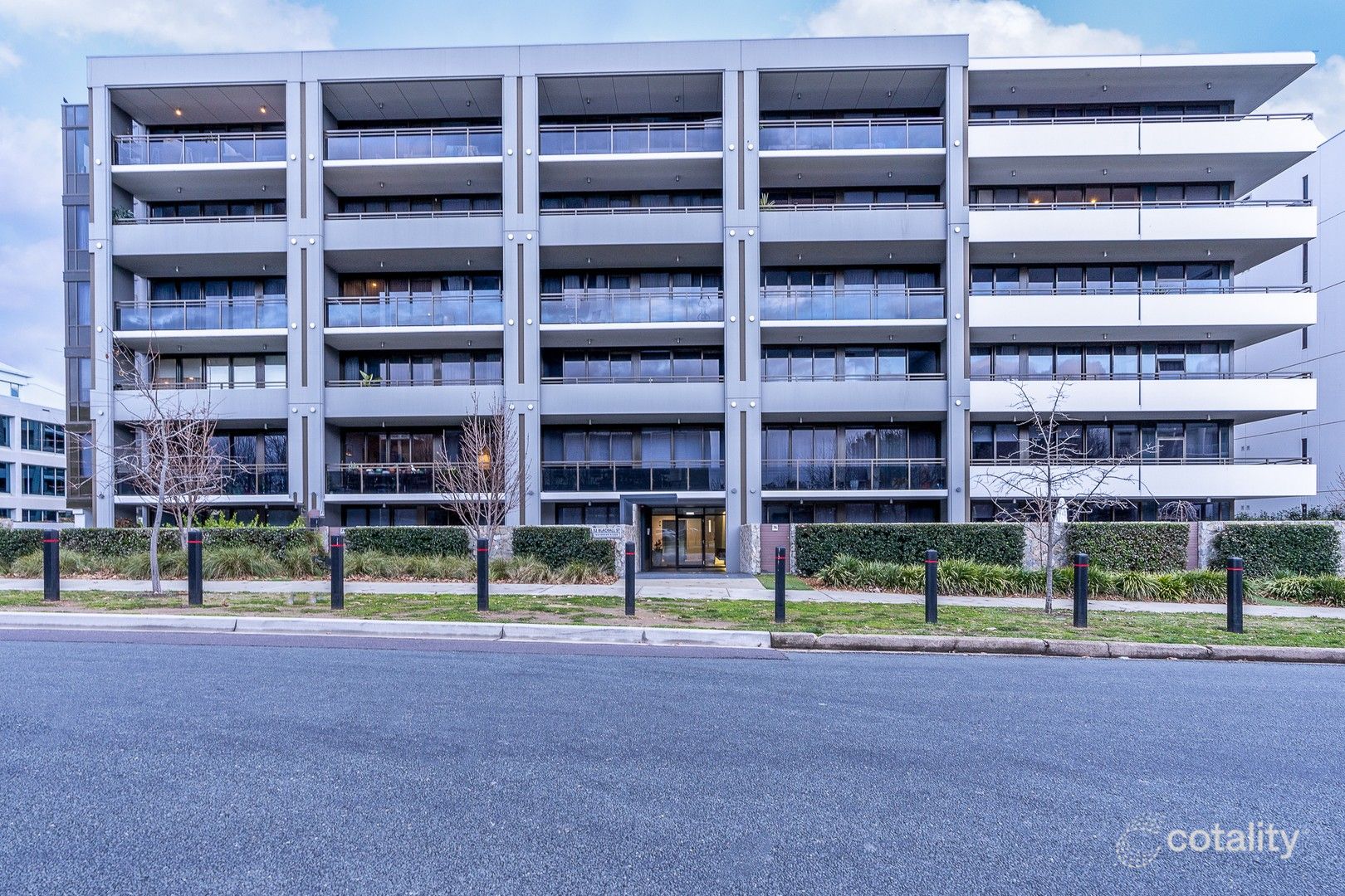 133/32 Blackall St, Barton, ACT 2600