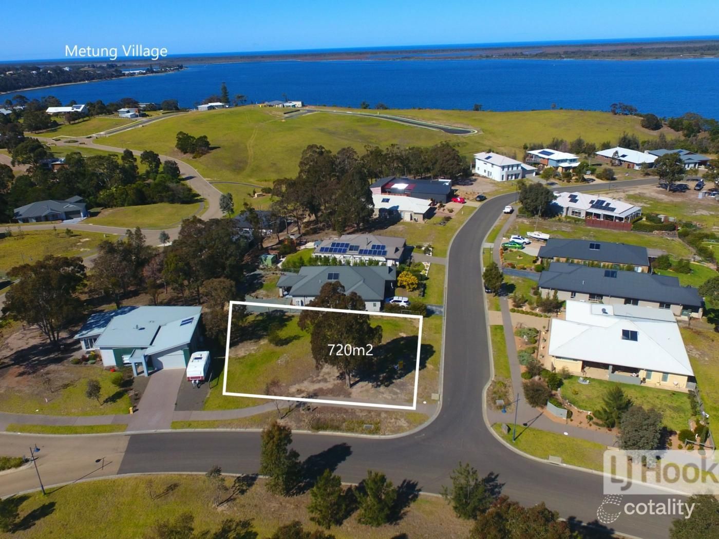 1 Plateau Ave, Metung, VIC 3904