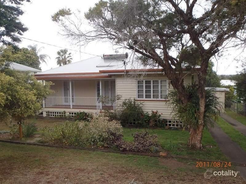 6 Orangefield St, Eastern Heights, QLD 4305