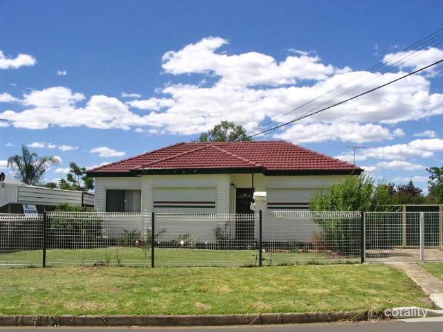 18 Bentley Rd, Colyton, NSW 2760