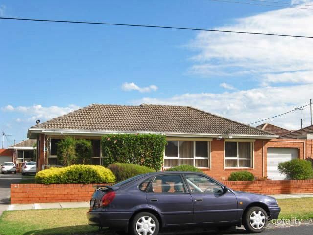 4/4 Waratah Ave, Glen Huntly, VIC 3163