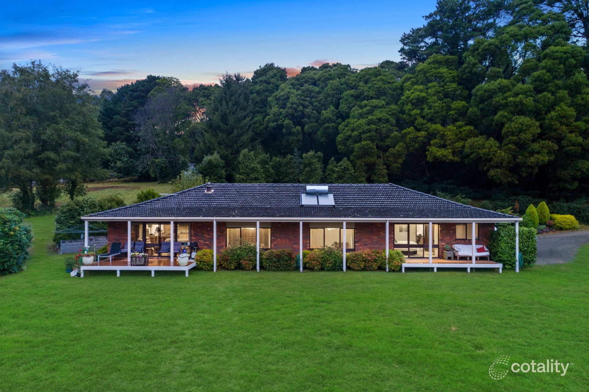 1 Monash Ave, Olinda, VIC 3788