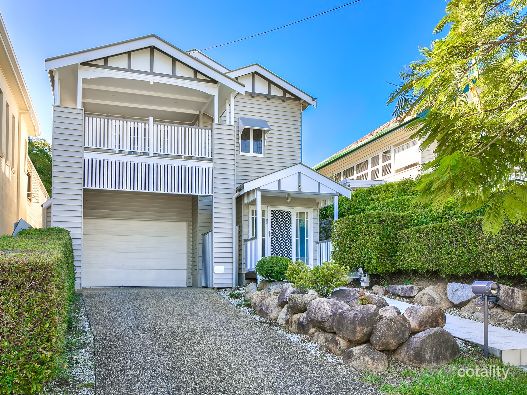 17 Sparkes Ave, Hamilton, QLD 4007