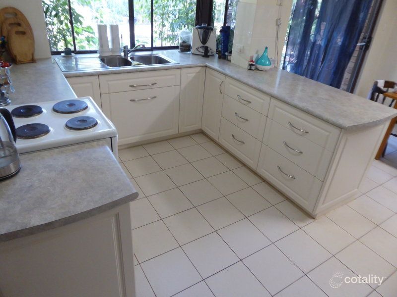 17 Hanzell Rd, Darlington, WA 6070