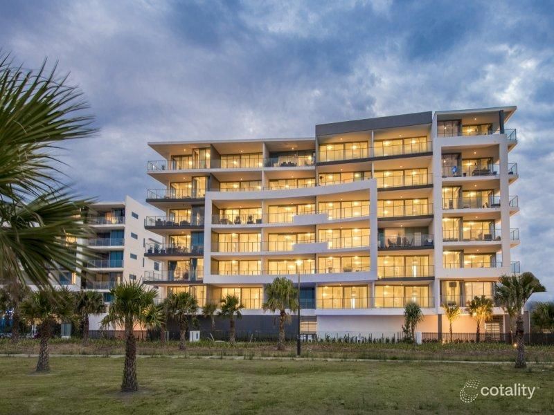 503/41 Harbour Town Dr, Biggera Waters, QLD 4216