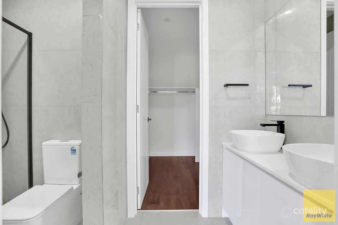 4 Primrose Ave, Rockbank, VIC 3335