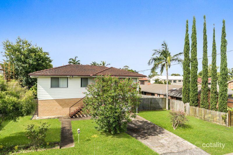40 Deniven St, Corinda, QLD 4075