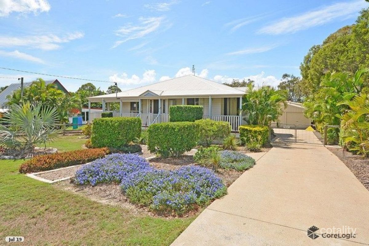 18 Blue Water Rd, Booral, QLD 4655