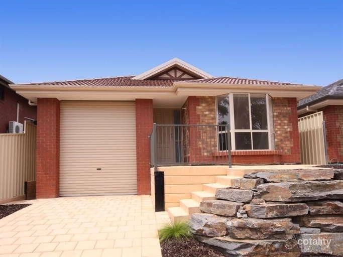 6 York Dr, Flagstaff Hill, SA 5159