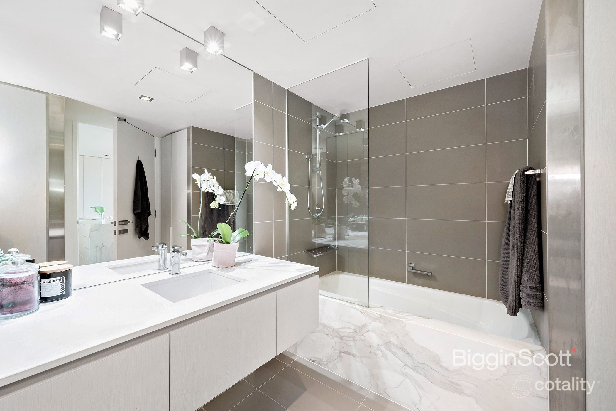 409/6 Lord St, Richmond, VIC 3121