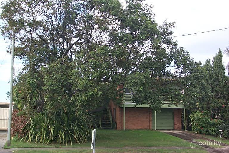 33 Point Cartwright Dr, Buddina, QLD 4575
