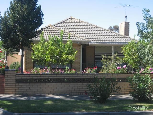 32 Manfred Ave, St Albans, VIC 3021