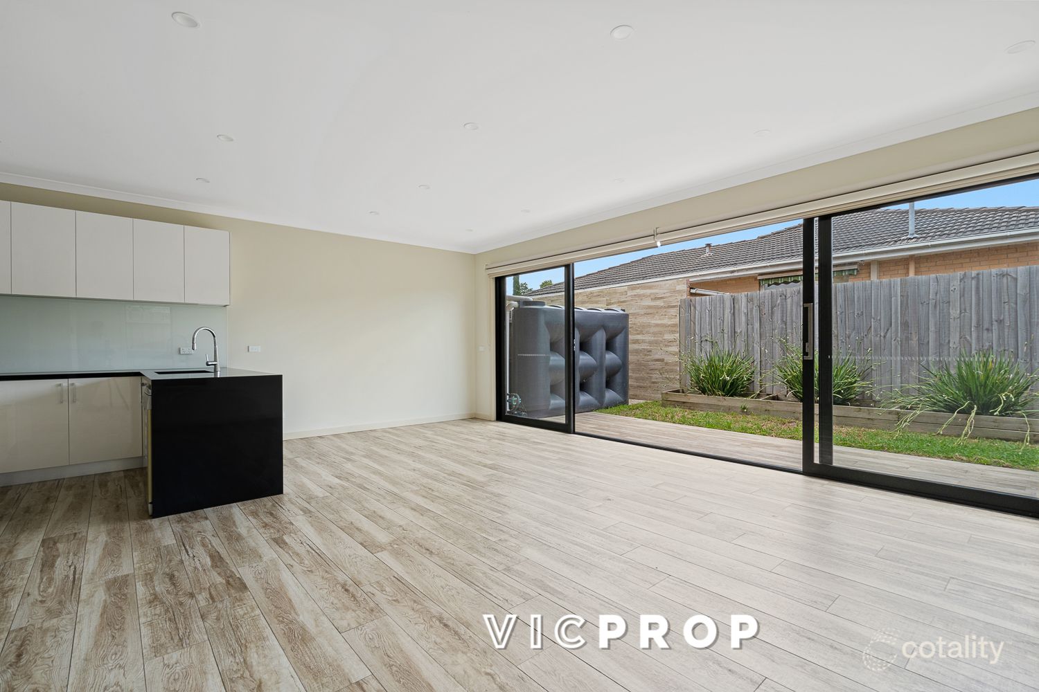 4/18 Lorne Pde, Mont Albert, VIC 3127