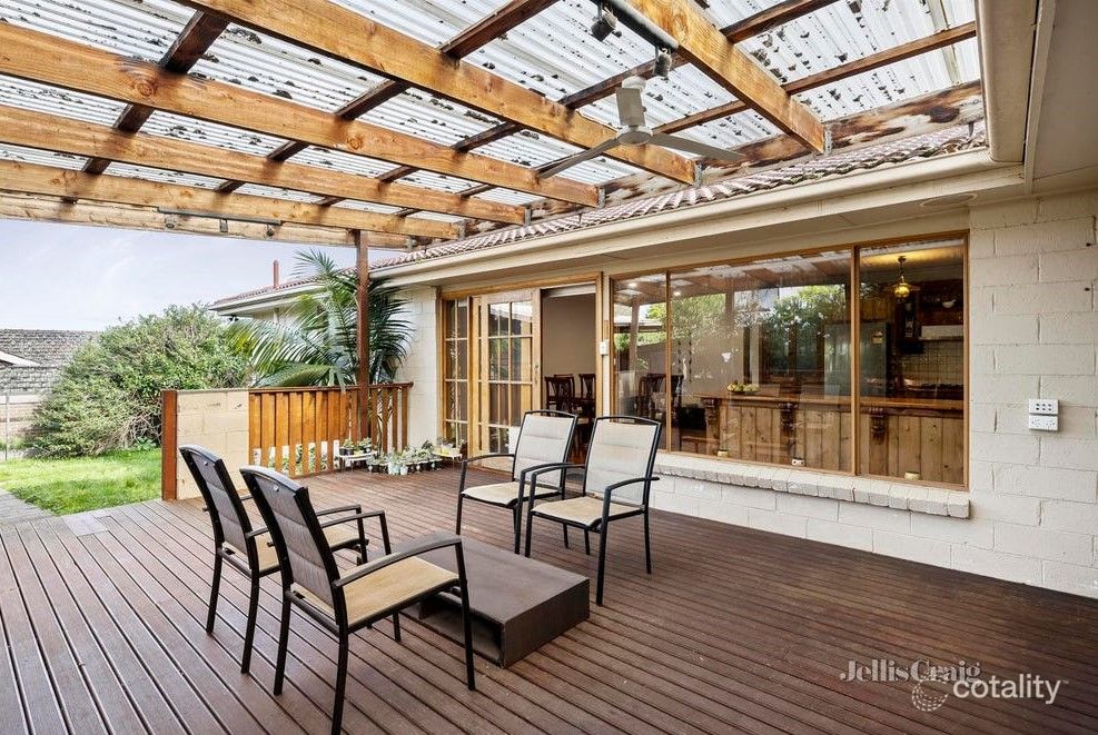 240 Manningham Rd, Templestowe Lower, VIC 3107