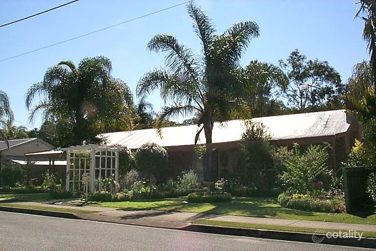 9 Parkside Dr, Kallangur, QLD 4503