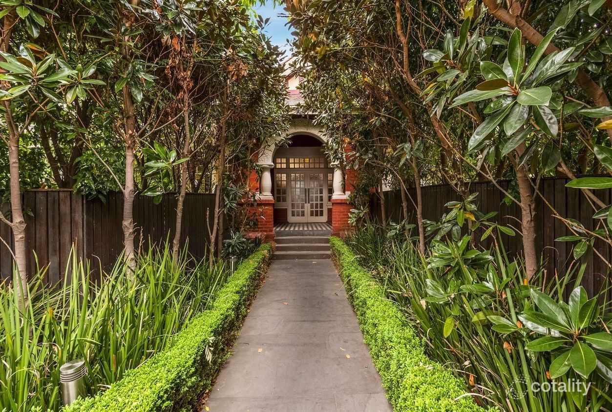 11/17 Robe St, St Kilda, VIC 3182
