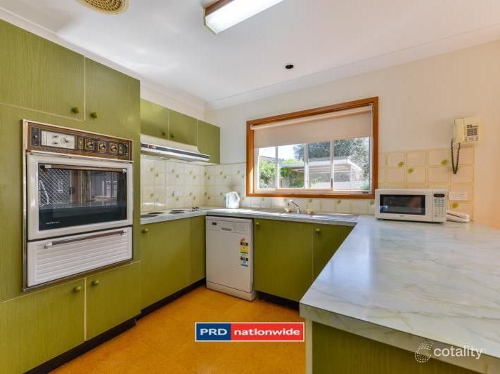 3 Myndee Ave, Hillvue, NSW 2340