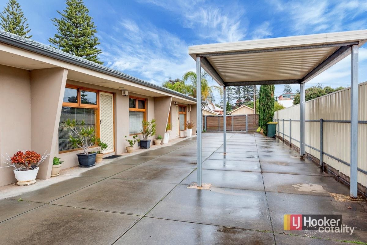 2/32 Charles Sturt Ave, Grange, SA 5022