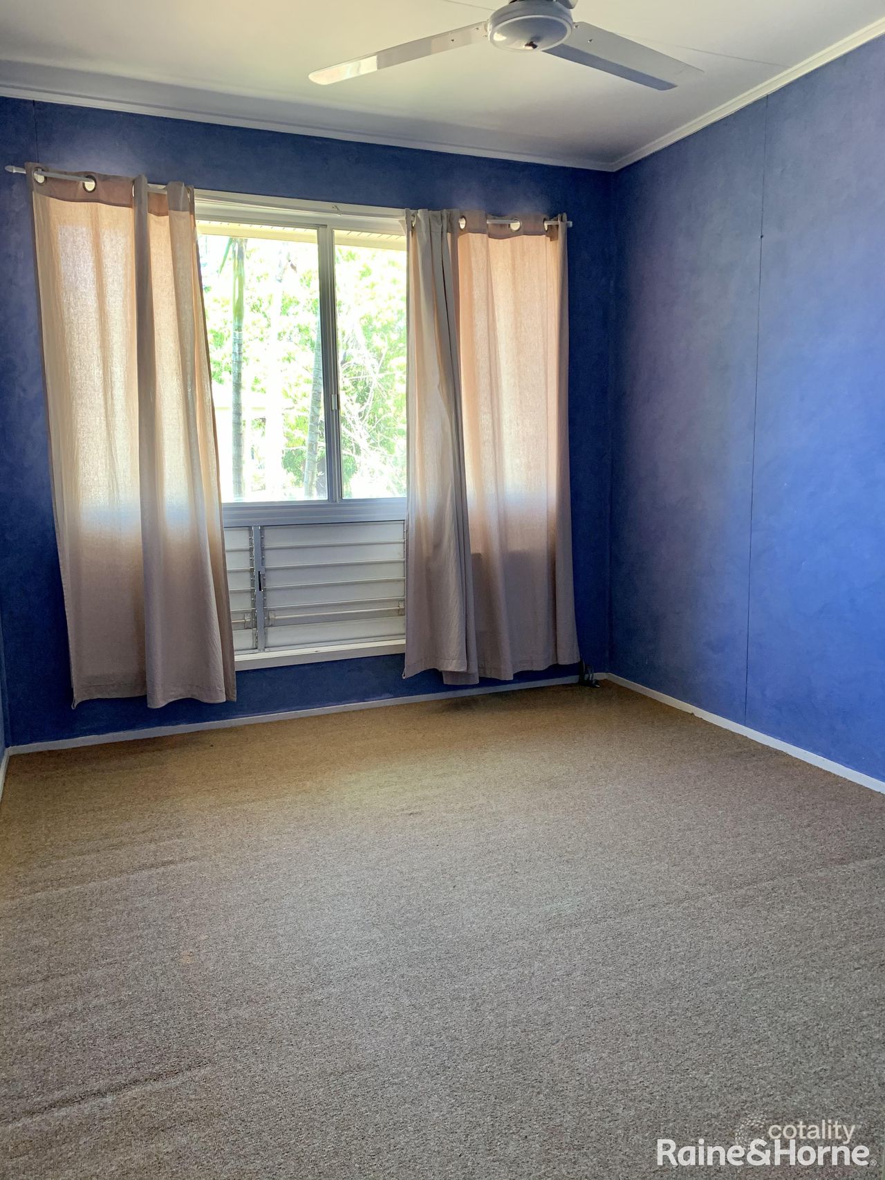 4 Harris Ct, Moranbah, QLD 4744