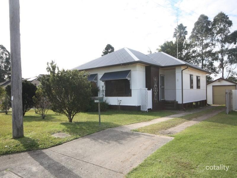 25 Adams Pde, Woonona, NSW 2517