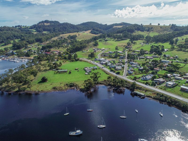 8 Bonnies Way, Port Huon, TAS 7116