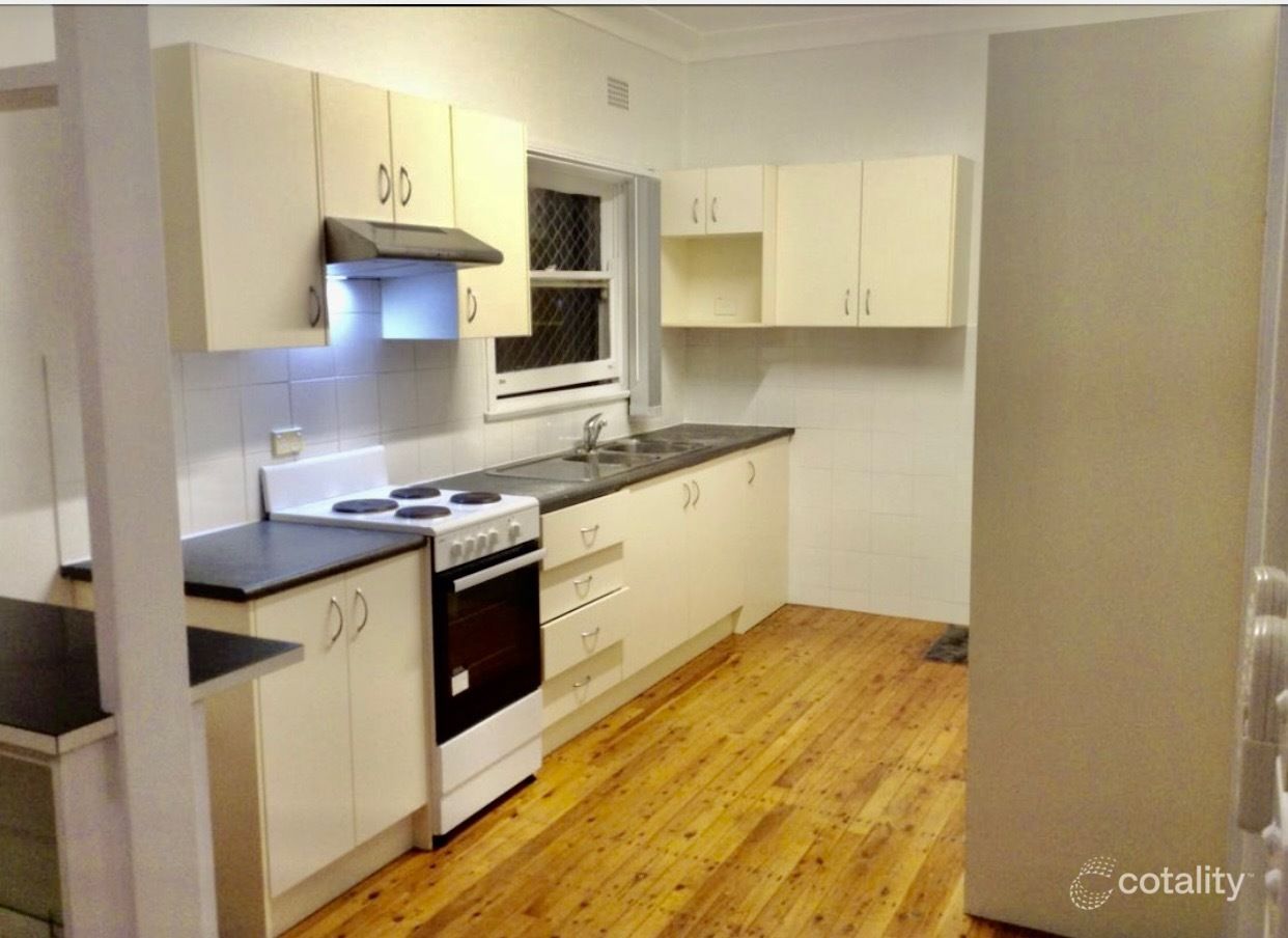 24 Lesley Cres, Mortdale, NSW 2223