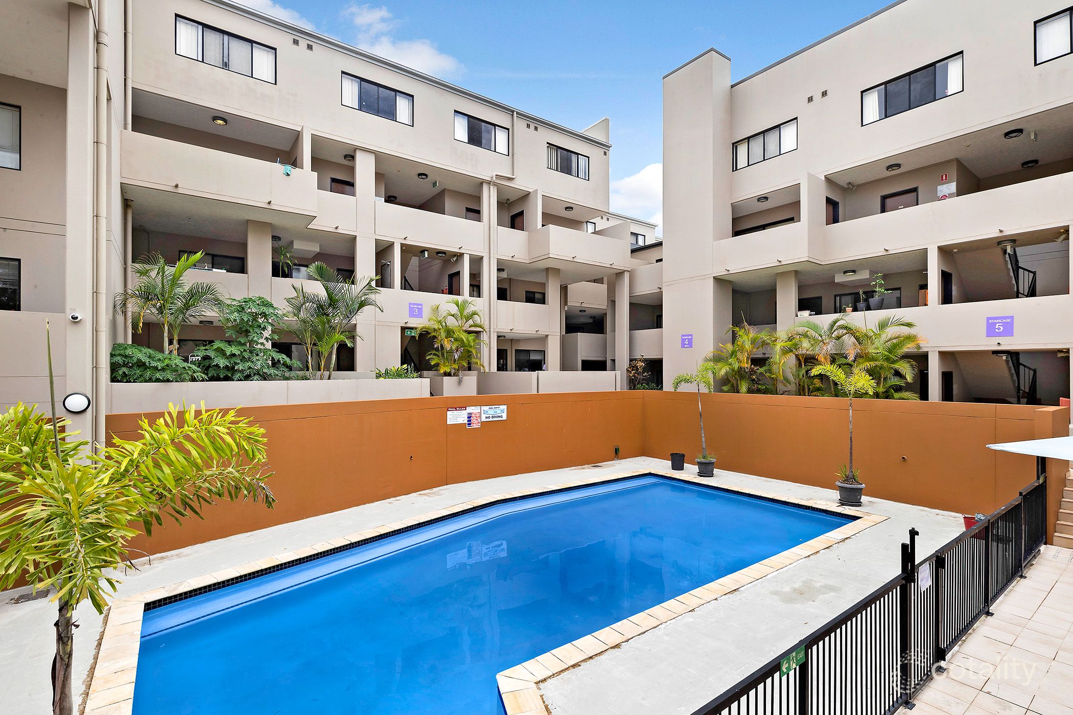8/1848 Logan Rd, Upper Mount Gravatt, QLD 4122